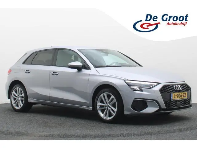 Audi A3 Sportback 40 TFSI e Business edition Virtual Cockpit, Cruise, Trekhaak, Sportstoelen, Stoelv...