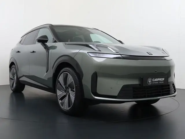 Lynk & Co 08