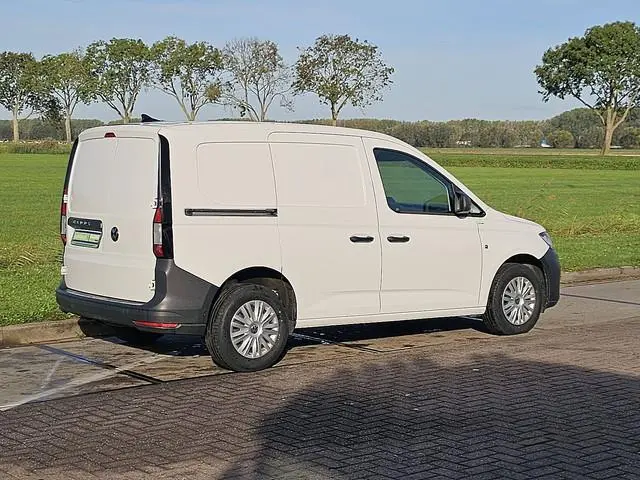 VOLKSWAGEN CADDY 2.0 L1 CarPlay BPM-Vrij Airco Parkeersensoren Euro6!