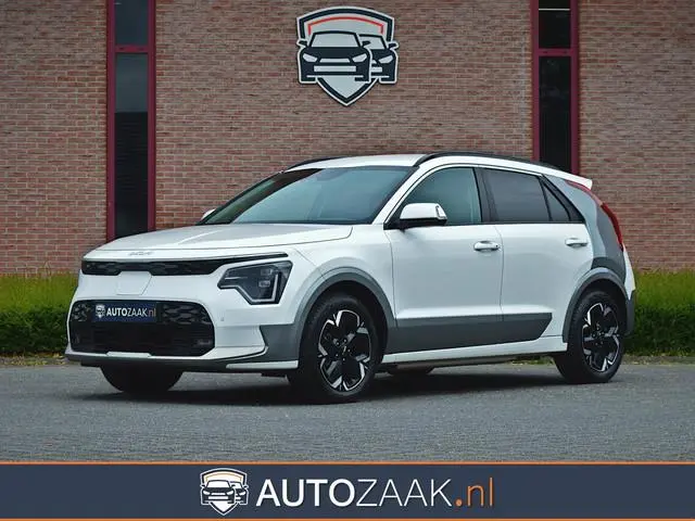 Kia Niro EV Dynamic 64.8 kWh | SOH 99% | Snow White Pearl