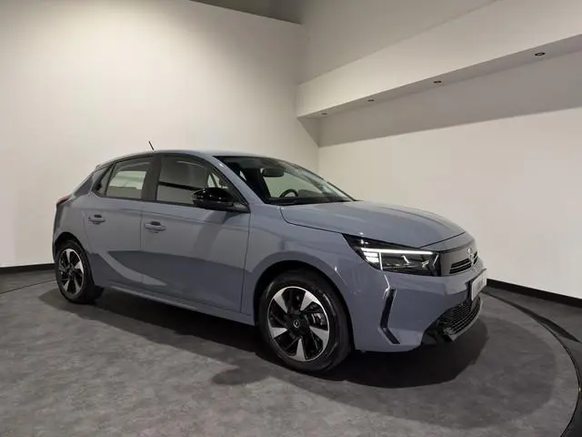 Opel Corsa Electric Edition 50 kWh | Stuurwiel & Voorstoelen Verwarmd | Soh (batterijcheck) Waarde 9...