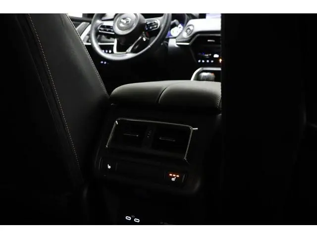 Mazda CX-60 2.5 e-SkyActiv PHEV Homura | SOH 93% | ACHTERBANKVERWARMING | STOELVENTILATIE | DRAADLOZ...