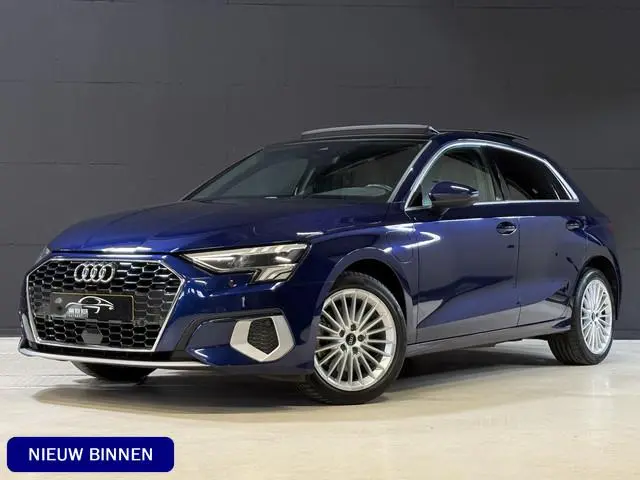 Audi A3 Sportback 40 TFSI e Advanced edition | Panoramadak | NL auto | Carplay | Sportstoelen | Full...