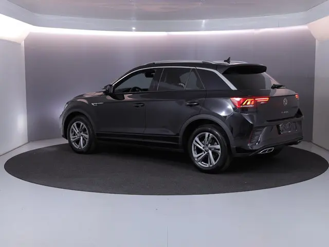 Volkswagen T-Roc 1.5 TSI R-Line 150 PK DSG | Navigatie | Trekhaak afneembaar | ErgoActive Stoel Pakk...