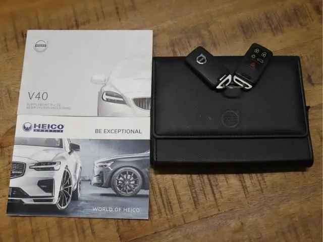 Volvo V40