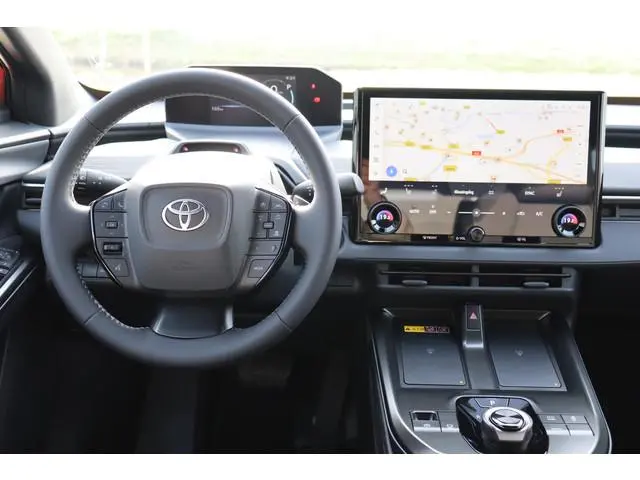 Toyota C-HR+