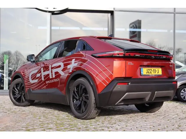 Toyota C-HR+