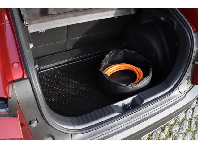Toyota C-HR+