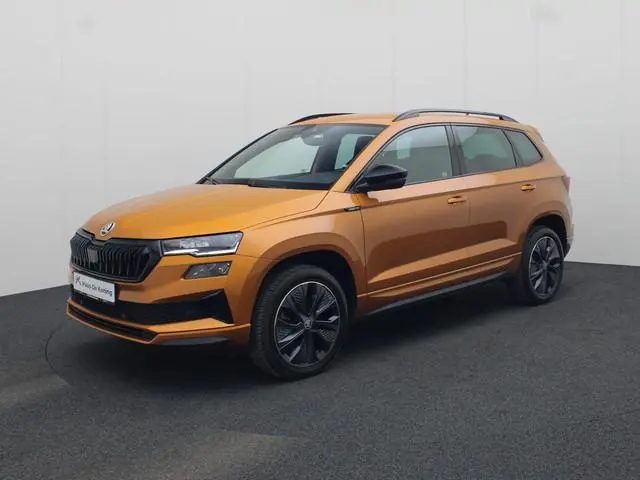 Skoda Karoq 1.5TSI/150PK ACT Sportline DSG · Navigatie · Trekhaak · Apple/Android Car Play · Camera...