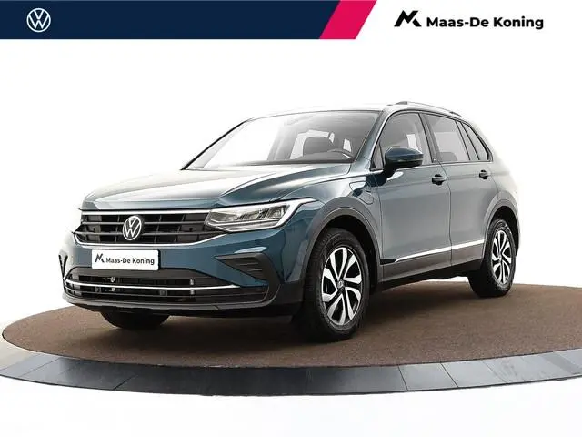 Volkswagen Tiguan 1.4 TSI 245pk DSG eHybrid Active · Panoramadak · Apple/Android Car Play · Wegklapb...