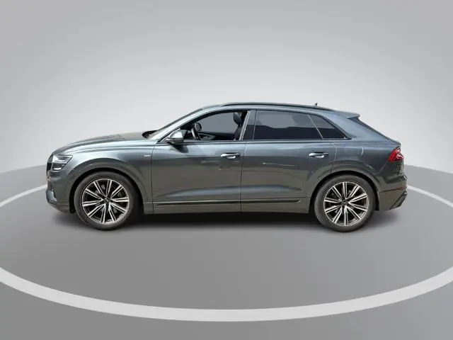 Audi Q8 55 TFSIe 381pk Tiptronic Quattro Pro Line S · Panoramadak · 360 Camera · Wegklapbare Trekhaa...