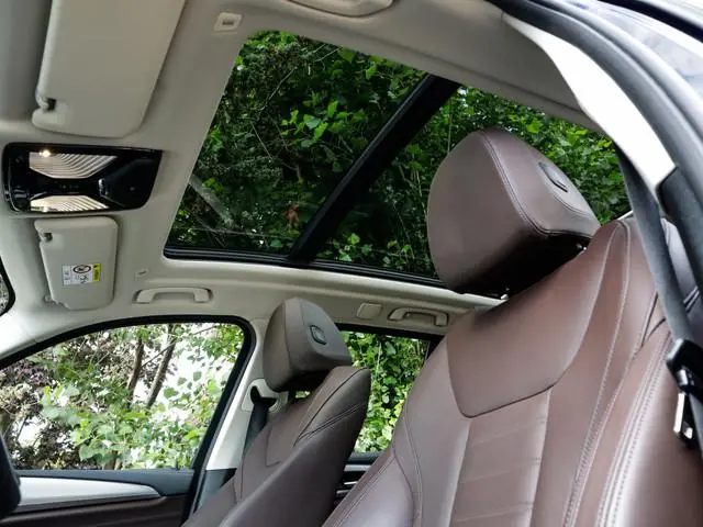 BMW iX3 High Executive 80 kWh 1e-Eig. & Keurig-Onderh. BOVAG-Garantie. NL-Auto.