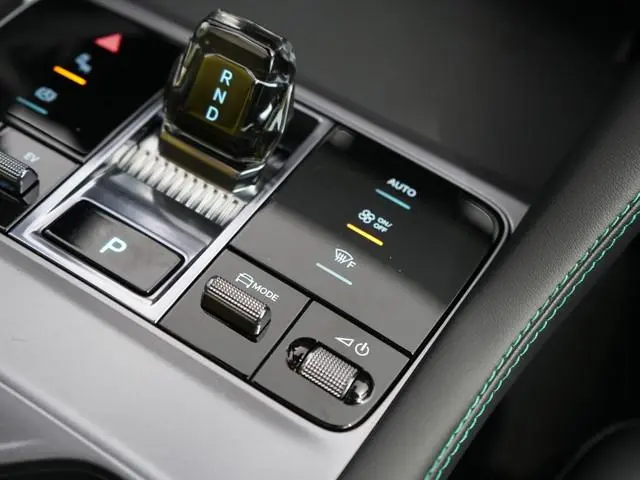 BYD SEAL U