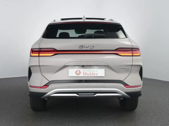 BYD SEAL U