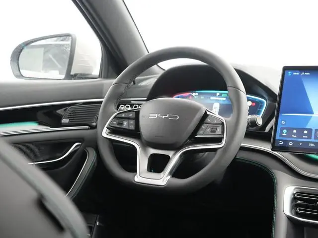 BYD SEAL U