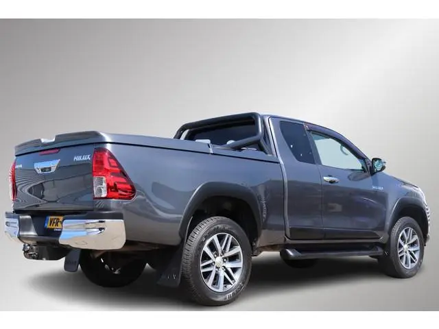 Toyota HiLux 2.4 D-4D-F Xtra Cab Challenger, Subwoofer, Leder, Hardtop, DAC, Stoelverwarming, Trekha...