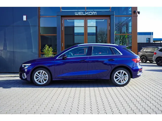 Audi A3 Sportback 40 TFSI e Bns edit. | Led | Adap. Cruise | PDC | Stoelverwarming