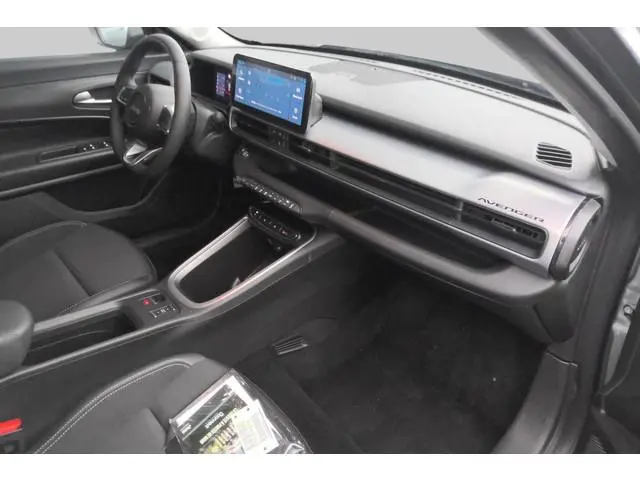 Jeep Avenger Altitude 54 kWh | Wordt verwacht | Adaptive cruise | Camera | Vehicle-to-Grid voorbedre...