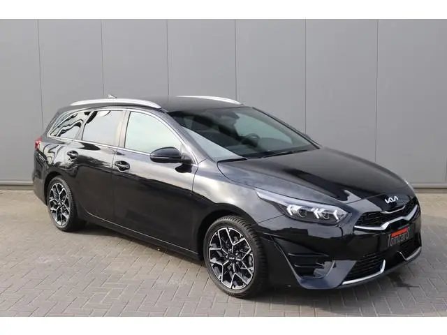 Kia Ceed Sportswagon 1.5 T-GDi 140PK Automaat GT-Line 12-2025!/Navigatie/Adapt.-cruise/Keyfree/Winte...