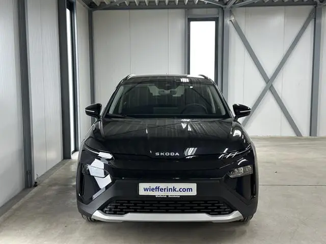 Škoda Elroq 60 Business Edition Tour 204 pk | ACC | Stoel- & Stuurverwarming | Camera | Navi | Draad...