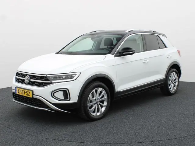 Volkswagen T-Roc 1.5 TSI Style | IQ Light | Camera | Stoelverw. | Prijs Rijklaar!!