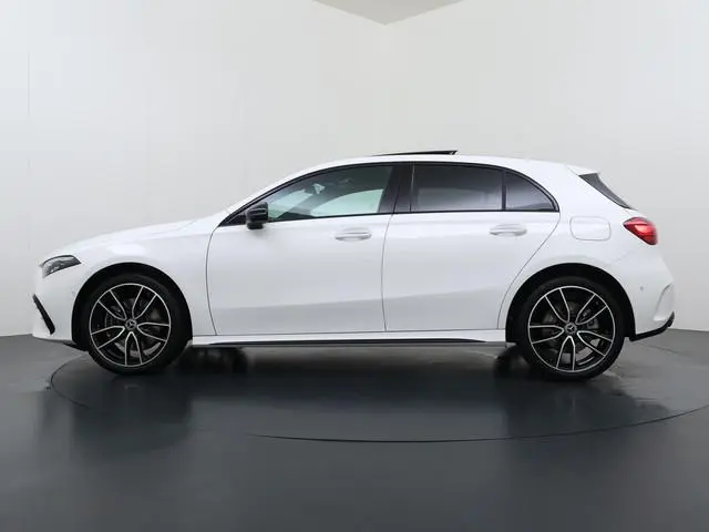 Mercedes-Benz A-Klasse 250 e Business Solution AMG