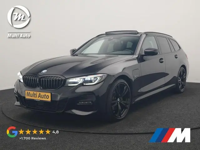 BMW 3-serie Touring 320e M Sport PHEV Dealer O.H. | Trekhaak Af Fabriek | Panodak | Adaptive Cruise...