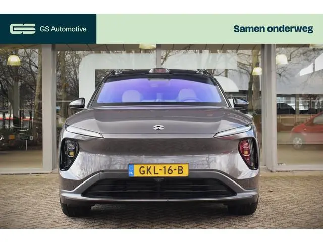 NIO EL6