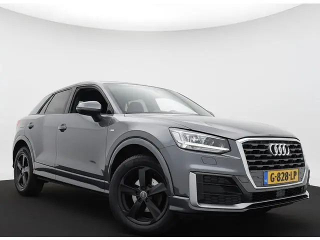 Audi Q2 35 TFSI 150PK S-LINE EDITION NAVI/PDC/HALF-LEDER