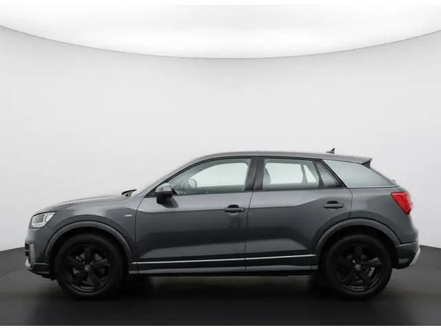 Audi Q2 35 TFSI 150PK S-LINE EDITION NAVI/PDC/HALF-LEDER
