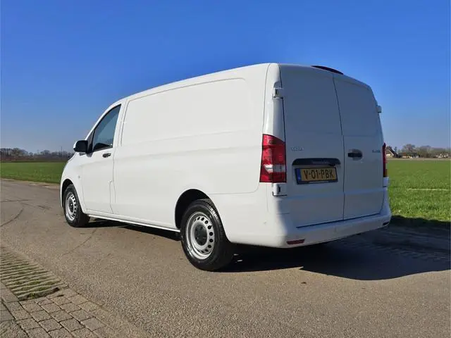 Mercedes-Benz Vito 116 CDI L2 H1 - 160 Pk - Euro 6 - AUTOMAAT - ParkeerCamera - Airco - Cruise Contr...