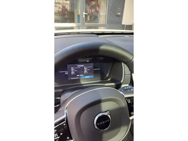 Volvo XC90 T8 Recharge Plus Black Edition ** Four-C ** Trekhaak ** Panodak ** Sportstoelen