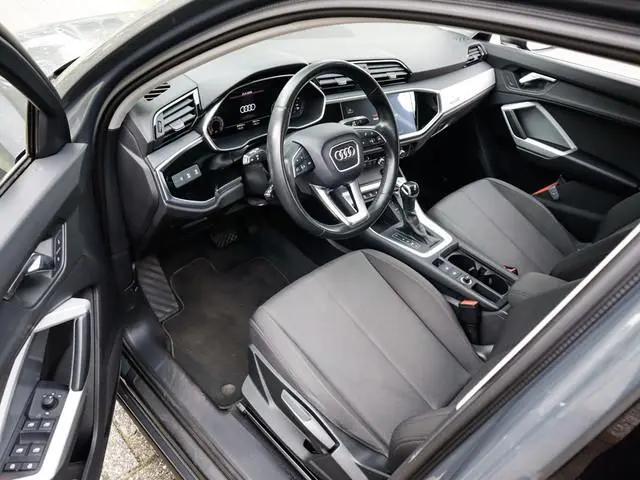 Audi Q3 Sportback 35 TFSI Advanced Edition 1e-Eig. & Dealer-Onderh. BOVAG-Garantie. NL-Auto.