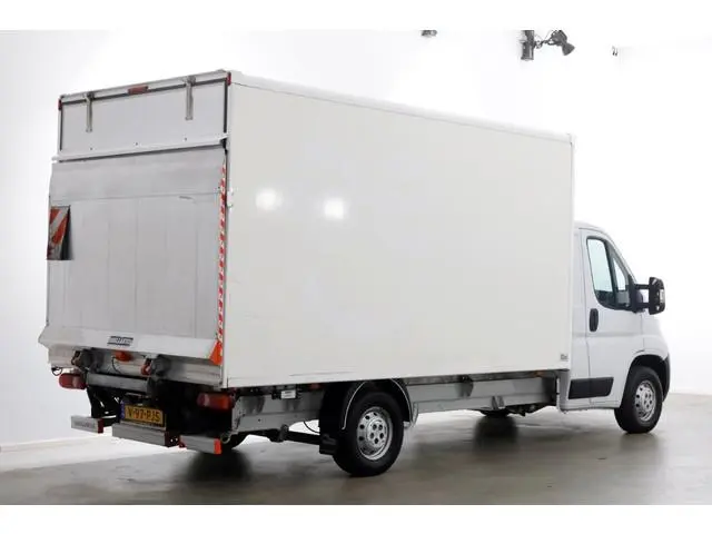 Opel Movano 2.2D 140pk Bakwagen met laadklep 1.060kg laadvermogen 08-2023
