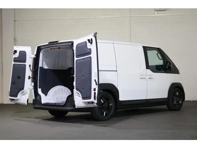 Kia PV5