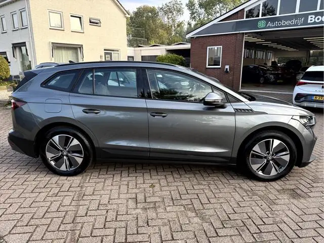 ŠKODA Enyaq iV 60 SOH 93.4%, Camera, App Connect, Sfeerverlichting