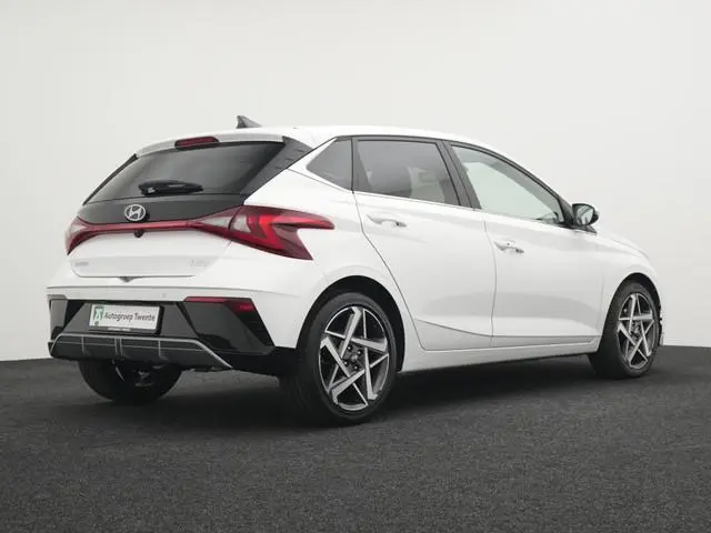 Hyundai i20 1.0 T-GDI Premium Automaat | Twotone-interieur | Navigatie