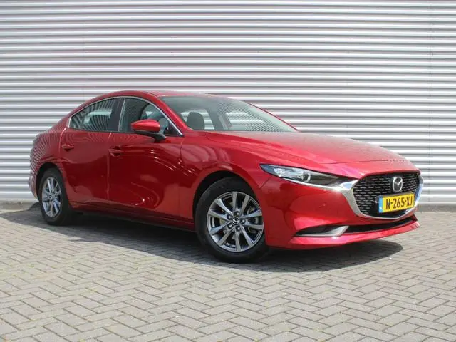 Mazda 3 2.0 e-SkyActiv-G M Hybrid 122 Comfort | Stuur-/stoelverwarming | Camera | Cruise adapt. | Cl...