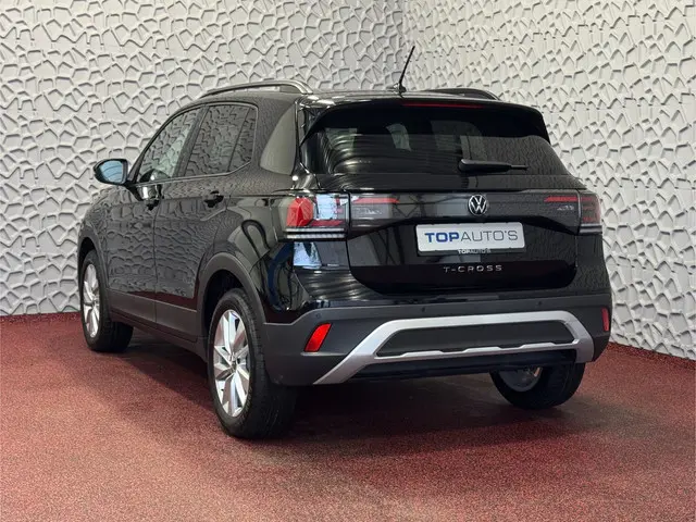 Volkswagen T-Cross ✅NW MODEL✅ 150PK 1.5 PREMIUM UITVOERING  LED CAMERA  STOELVERW KEYLESS  P-ASSIST...