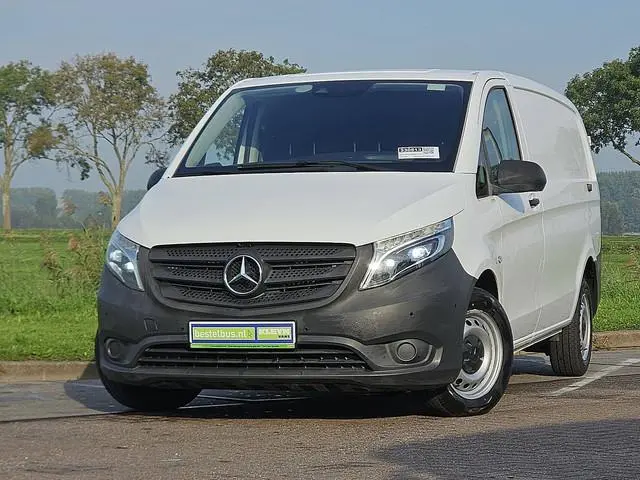 MERCEDES-BENZ VITO 110 L2 LED Euro6 Carplay Lane-Assist CruiseControl Mf-Stuurwiel 270Gr-Achterdeure...
