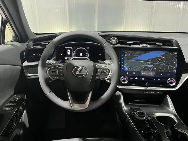 Lexus RZ