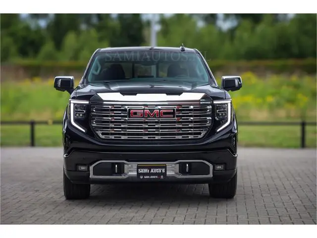 GMC Sierra