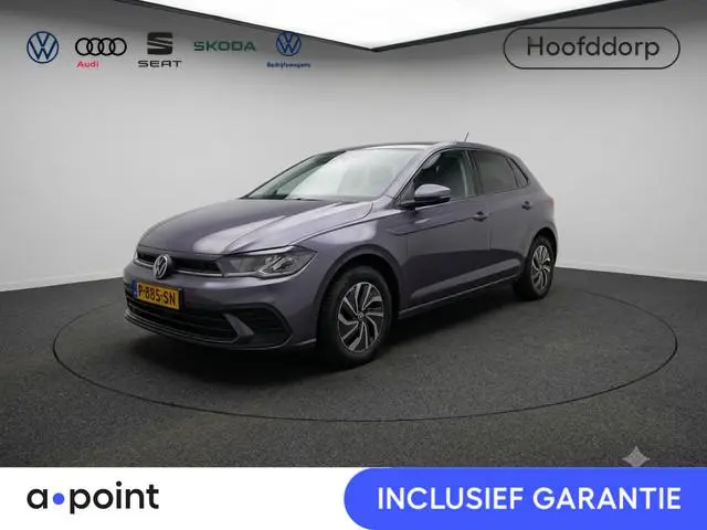 Volkswagen Polo 1.0 TSI Life 95 pk | Navigatie | Parkeersensoren | Adaptieve cruise control | LED ko...
