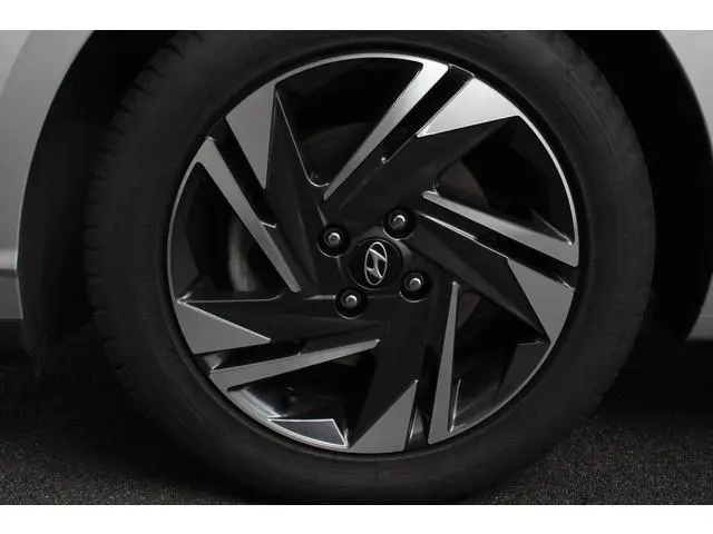 Hyundai i20 1.0 T-GDI 136 Pk Hybrid Automaat Comfort  Camera Stoel/Stuurverwarming Lichtmetalen Velg...