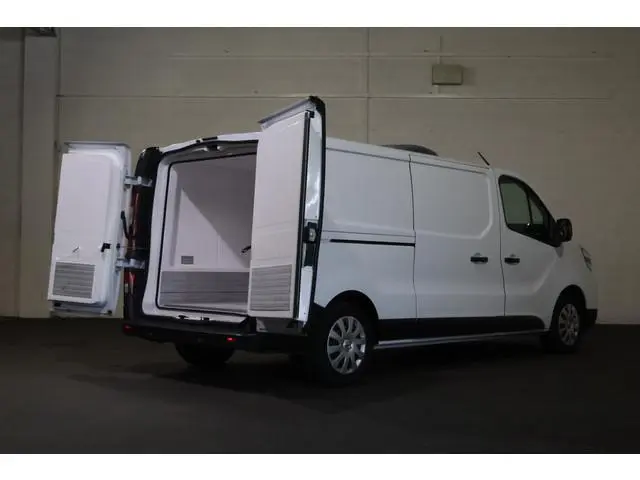 Nissan Primastar