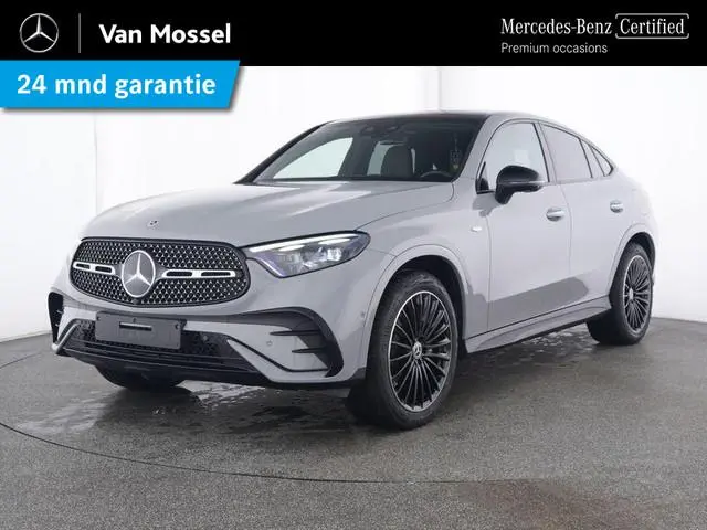 Mercedes-Benz GLC-klasse Coupé 400e 4MATIC Business Solution AMG / Panoramadak/ AIRMATIC/ Achterasbe...