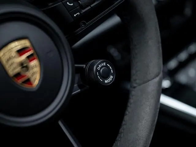 Porsche 911
