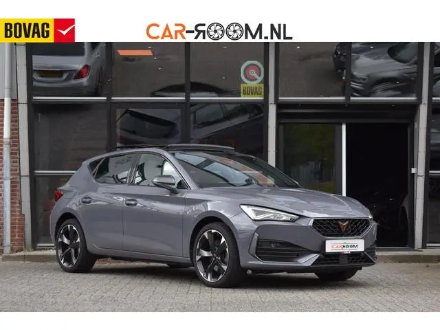 CUPRA Leon 1.4 e-Hybrid VZ Business Pano XLNavi
