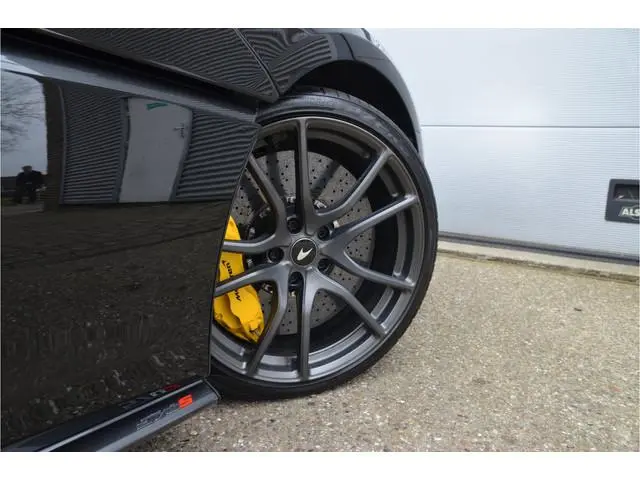 McLaren 570S