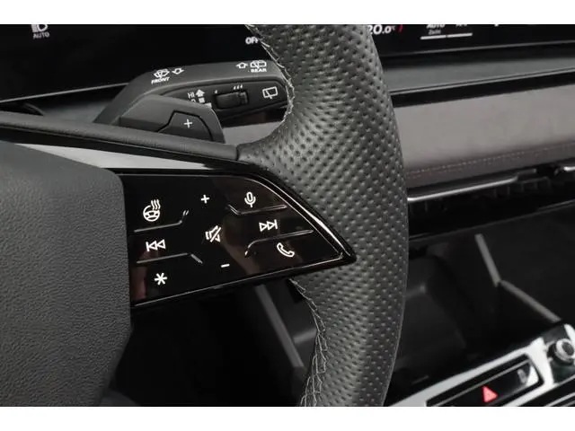 Audi SQ6 e-tron
